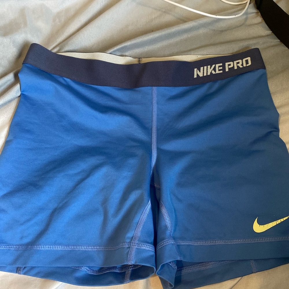 light blue Nike spandex
